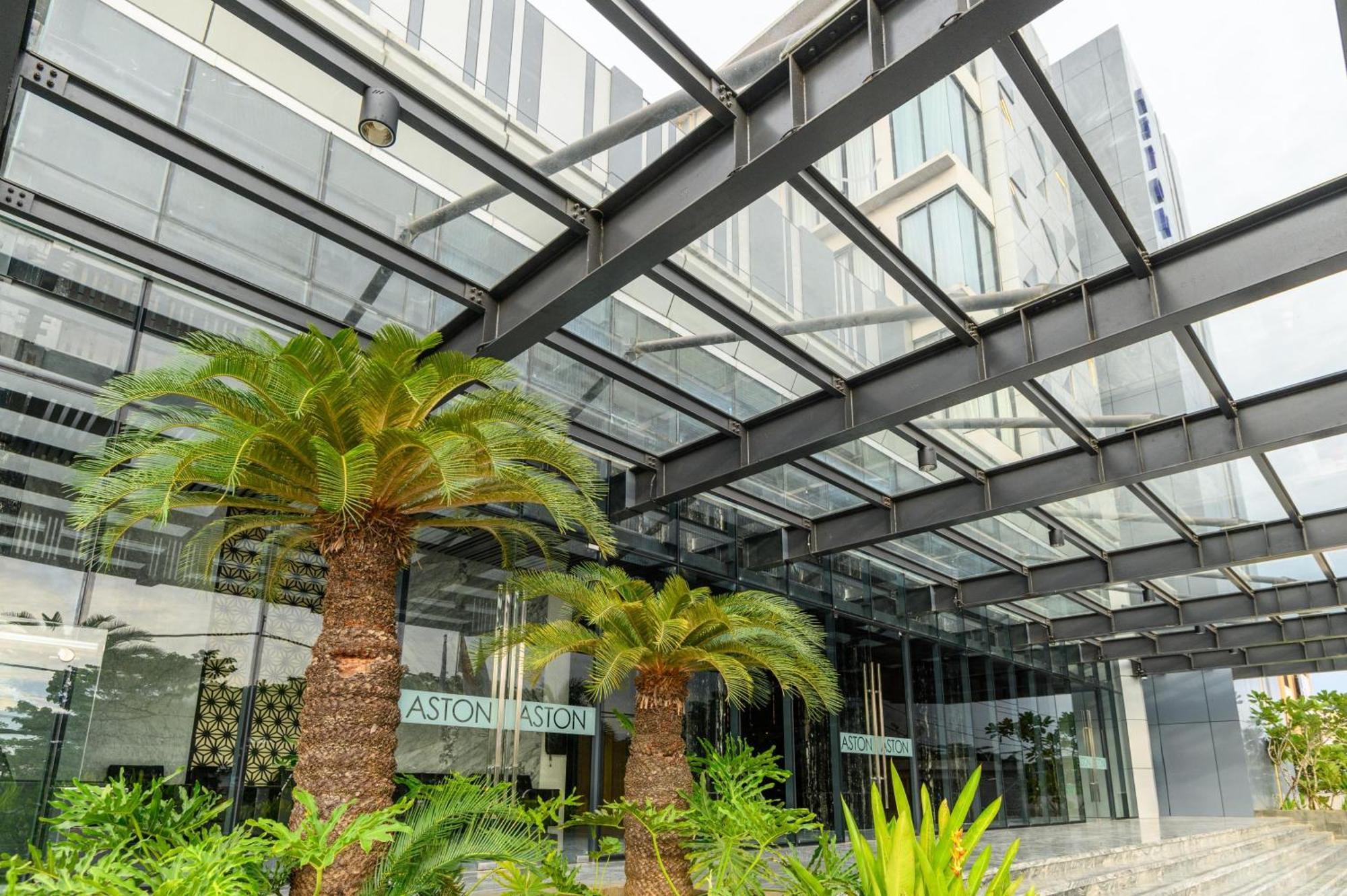 Aston Sorong Hotel & Conference Center Екстер'єр фото