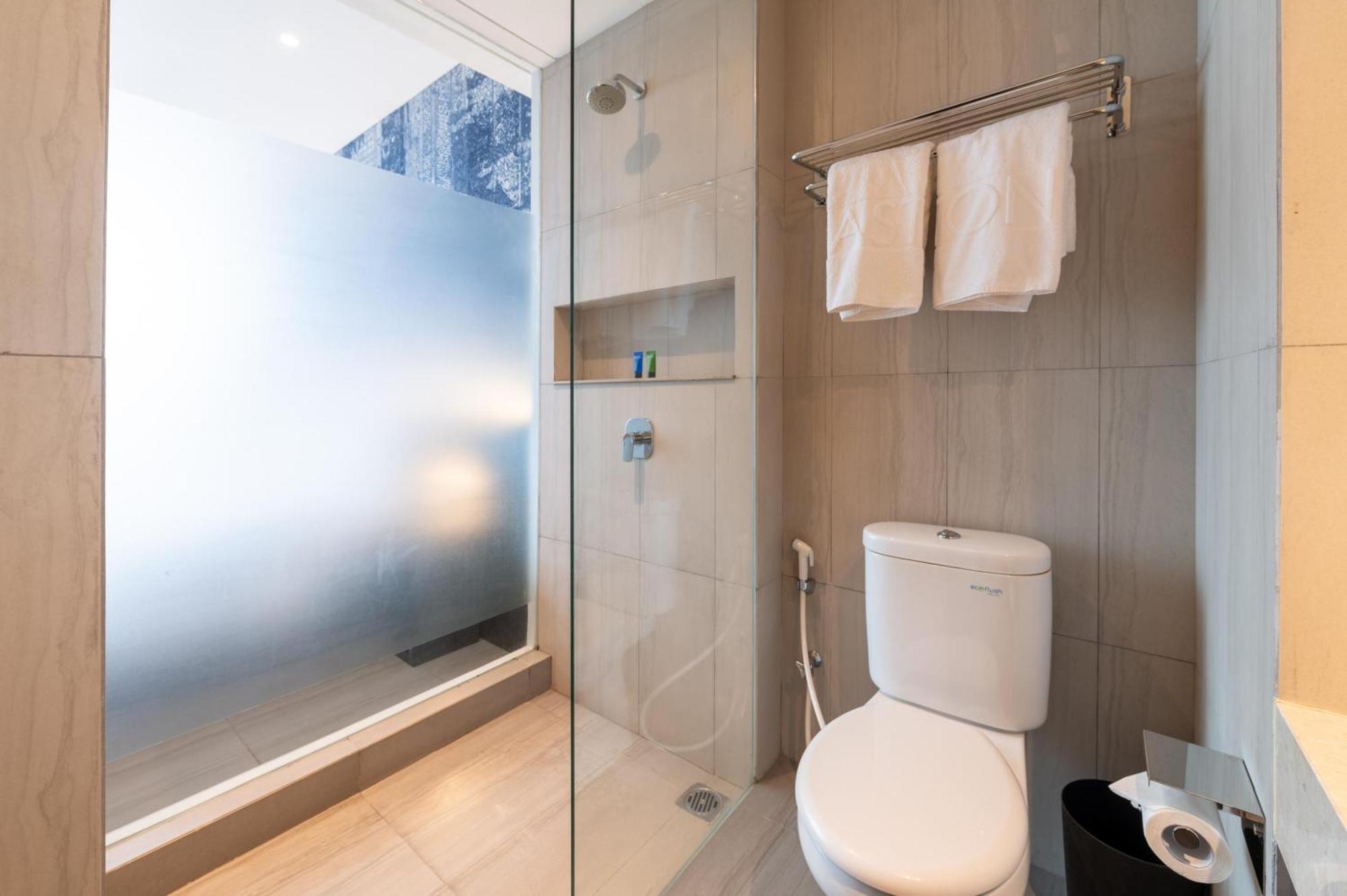 Aston Sorong Hotel & Conference Center Екстер'єр фото