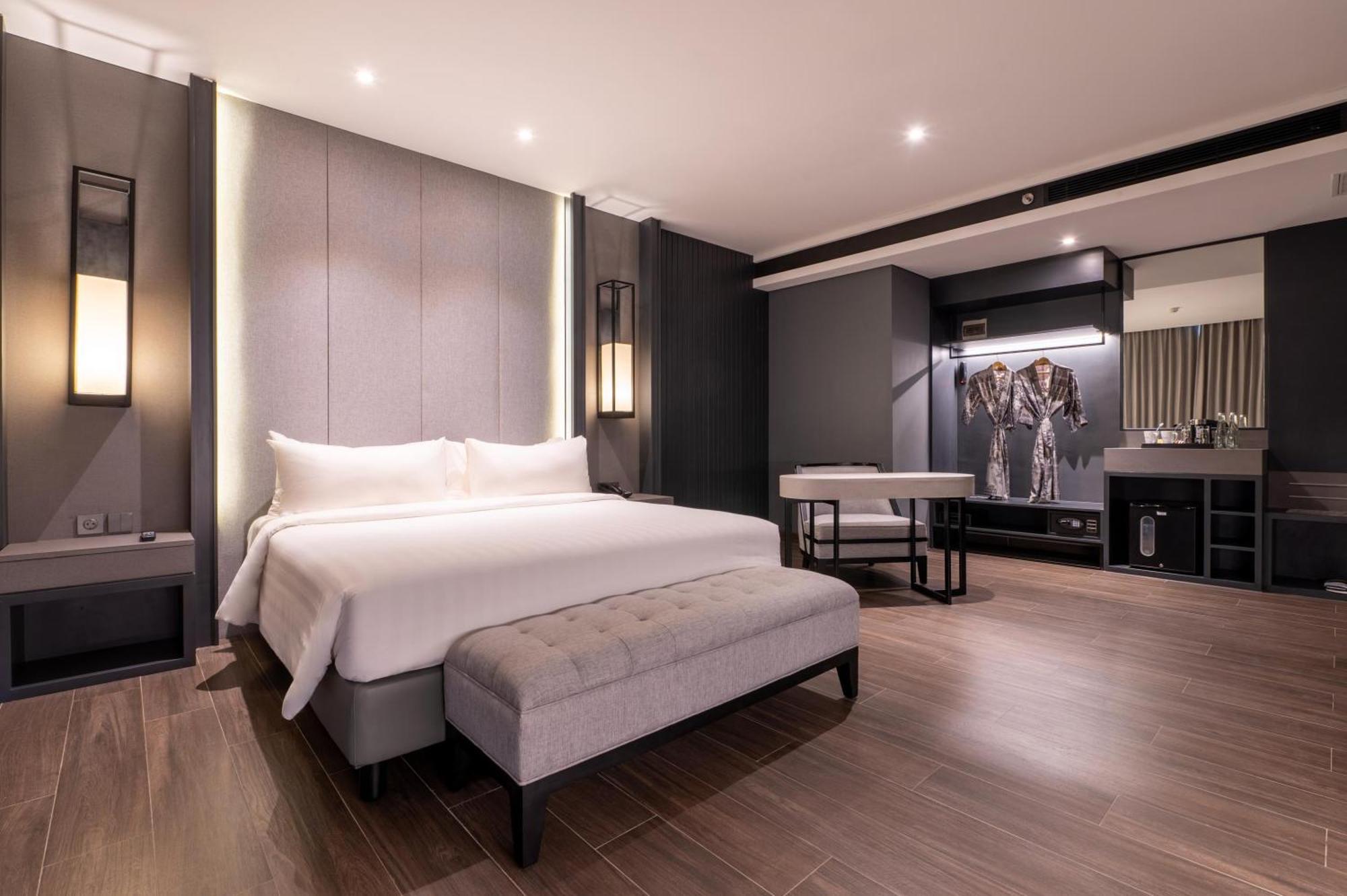 Aston Sorong Hotel & Conference Center Екстер'єр фото