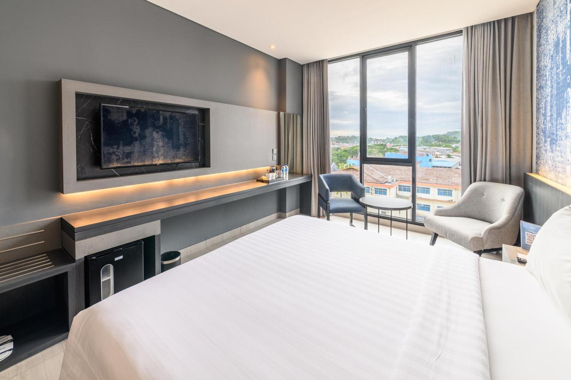 Aston Sorong Hotel & Conference Center Екстер'єр фото